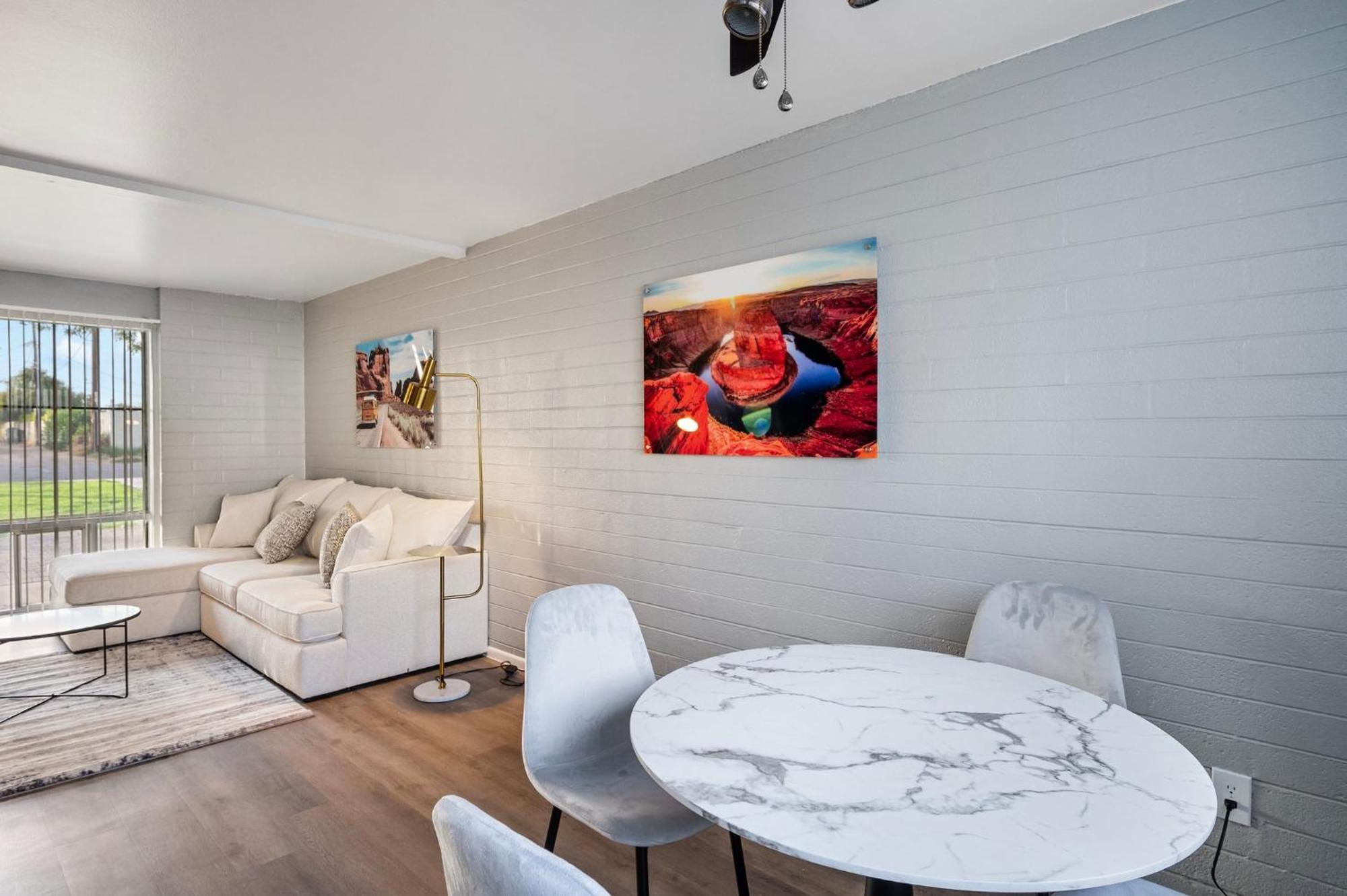 Modern 1b1b Escape In * Scottsdale