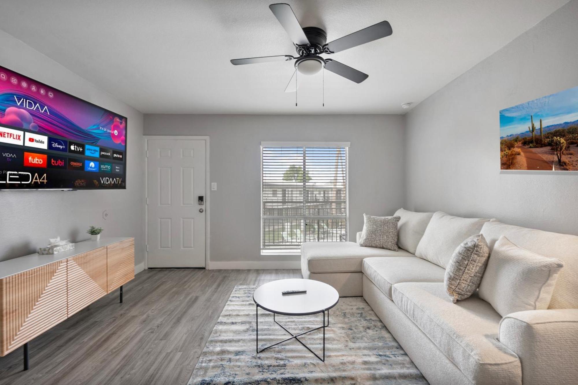 Stylish 3b2b Haven In With Free Parking
