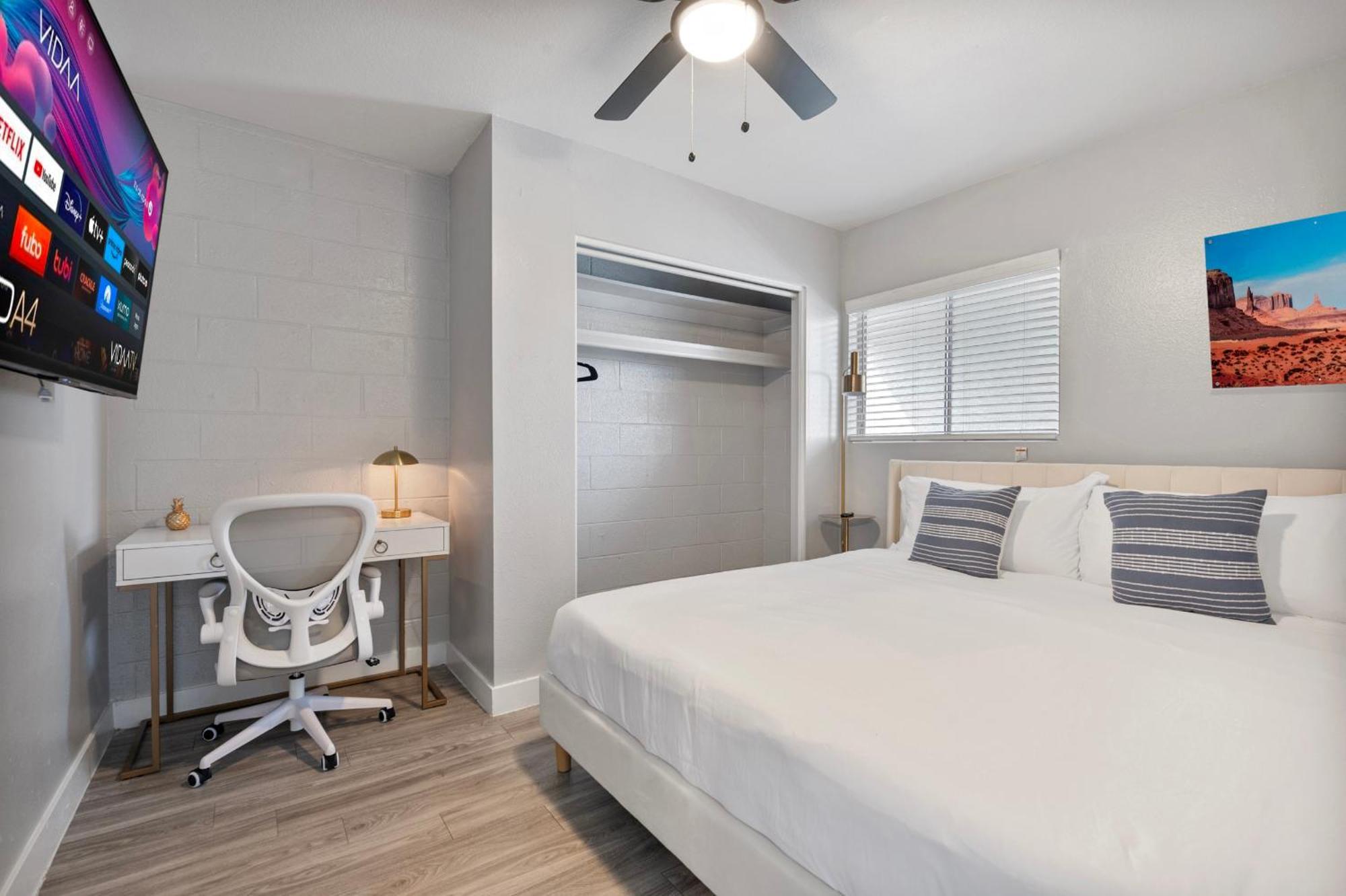 Stylish 3b2b Haven In With Free Parking * Scottsdale