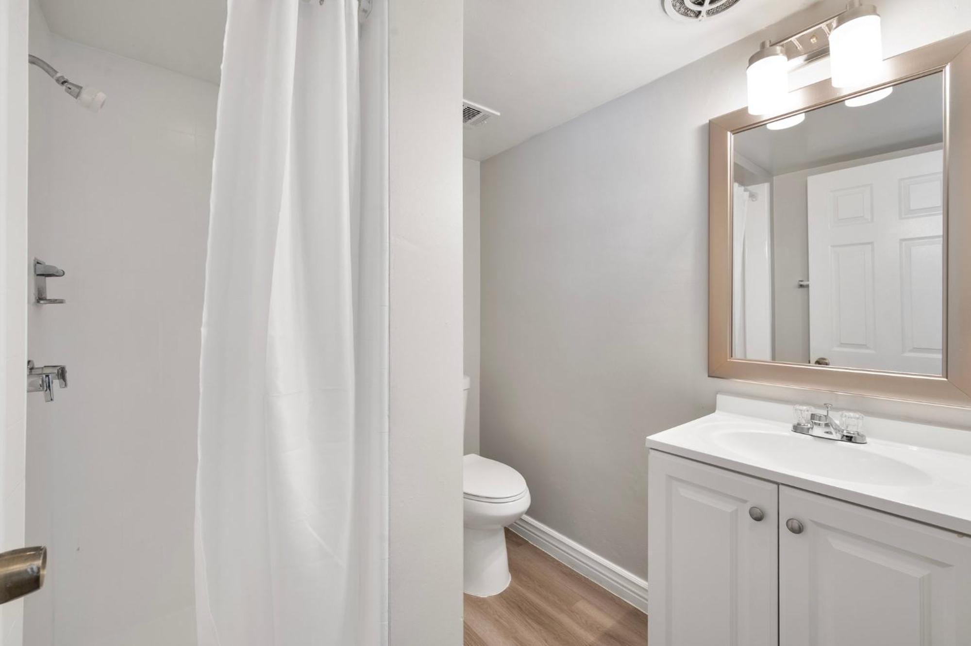 Modern 2b1b Hideaway In Old Town Scottsdale