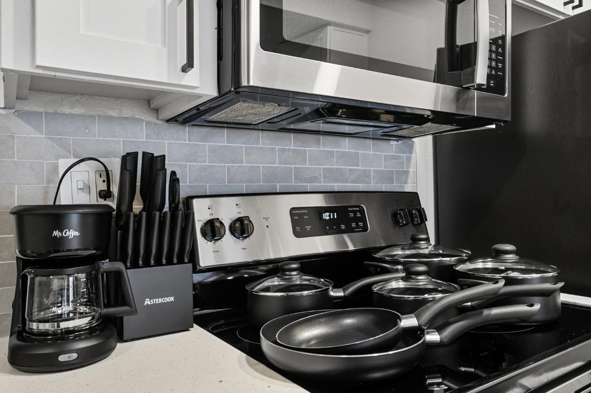 Apartment Luxurious 1b1b With Free Parking *