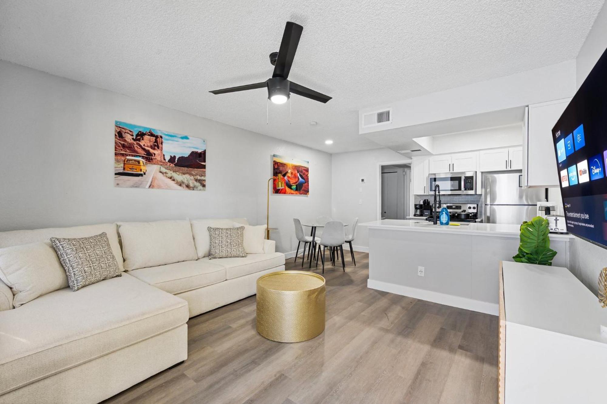 Apartment Luxurious 1b1b With Free Parking Scottsdale