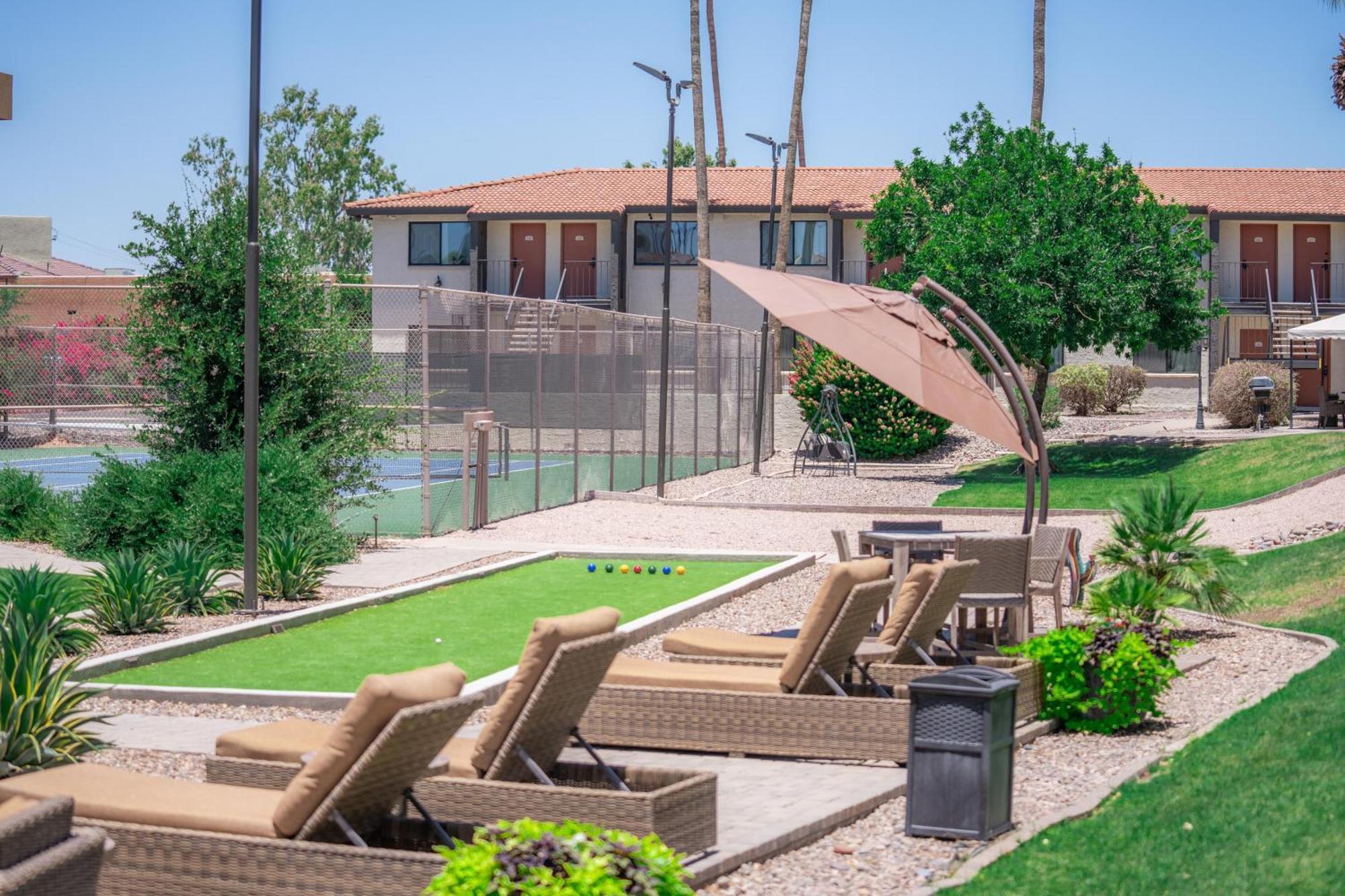 213 Fully Furnished 1br Suite-outdoor Pool *