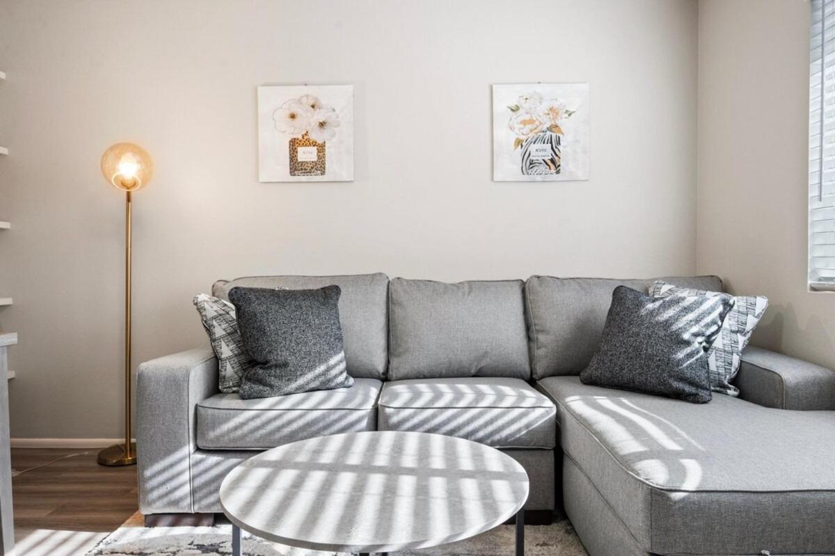 Elegant 1b1b Escape In Old Town Scottsdale