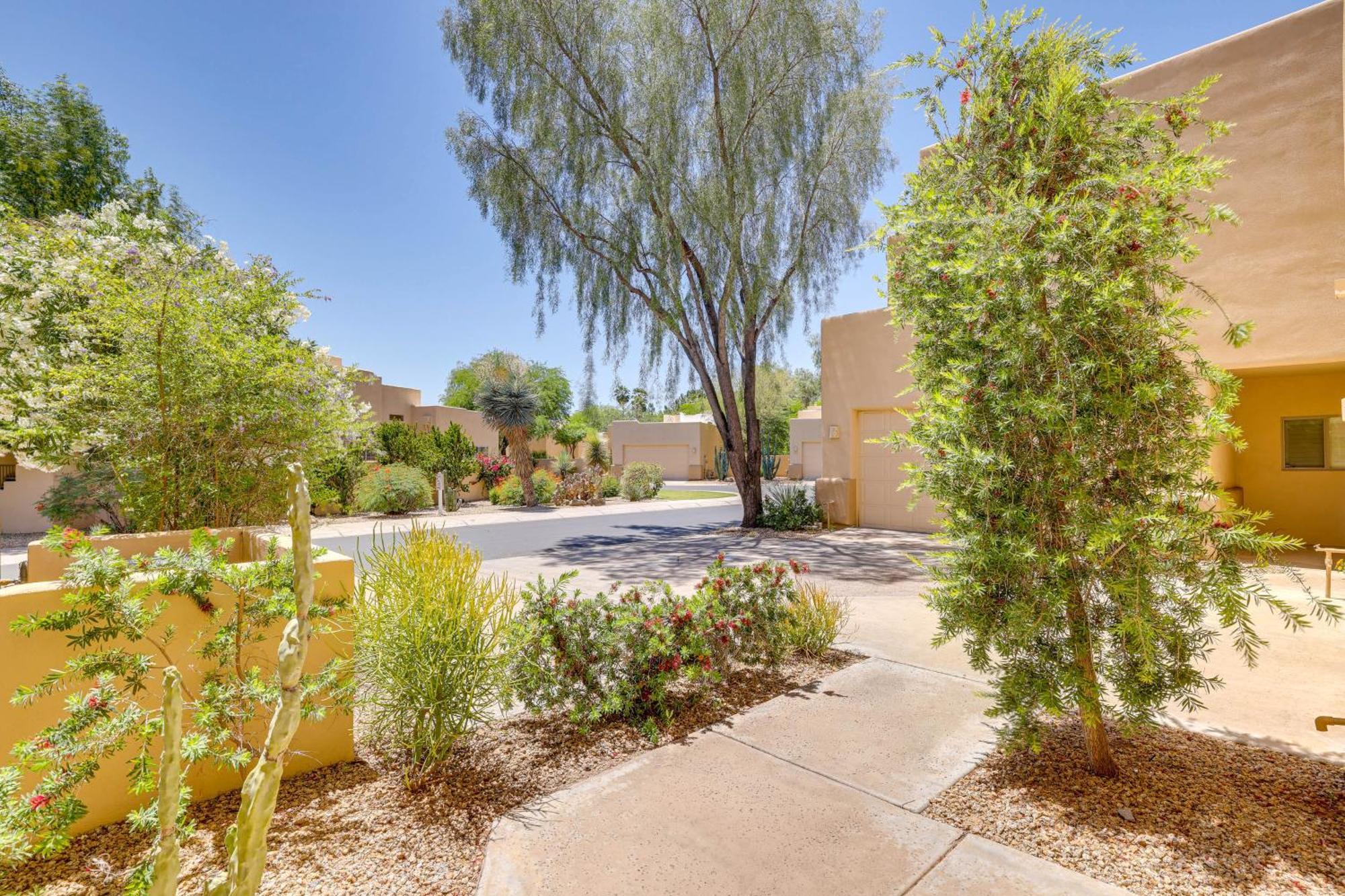 Chic Townhome With Patio And Pool Access! * Scottsdale