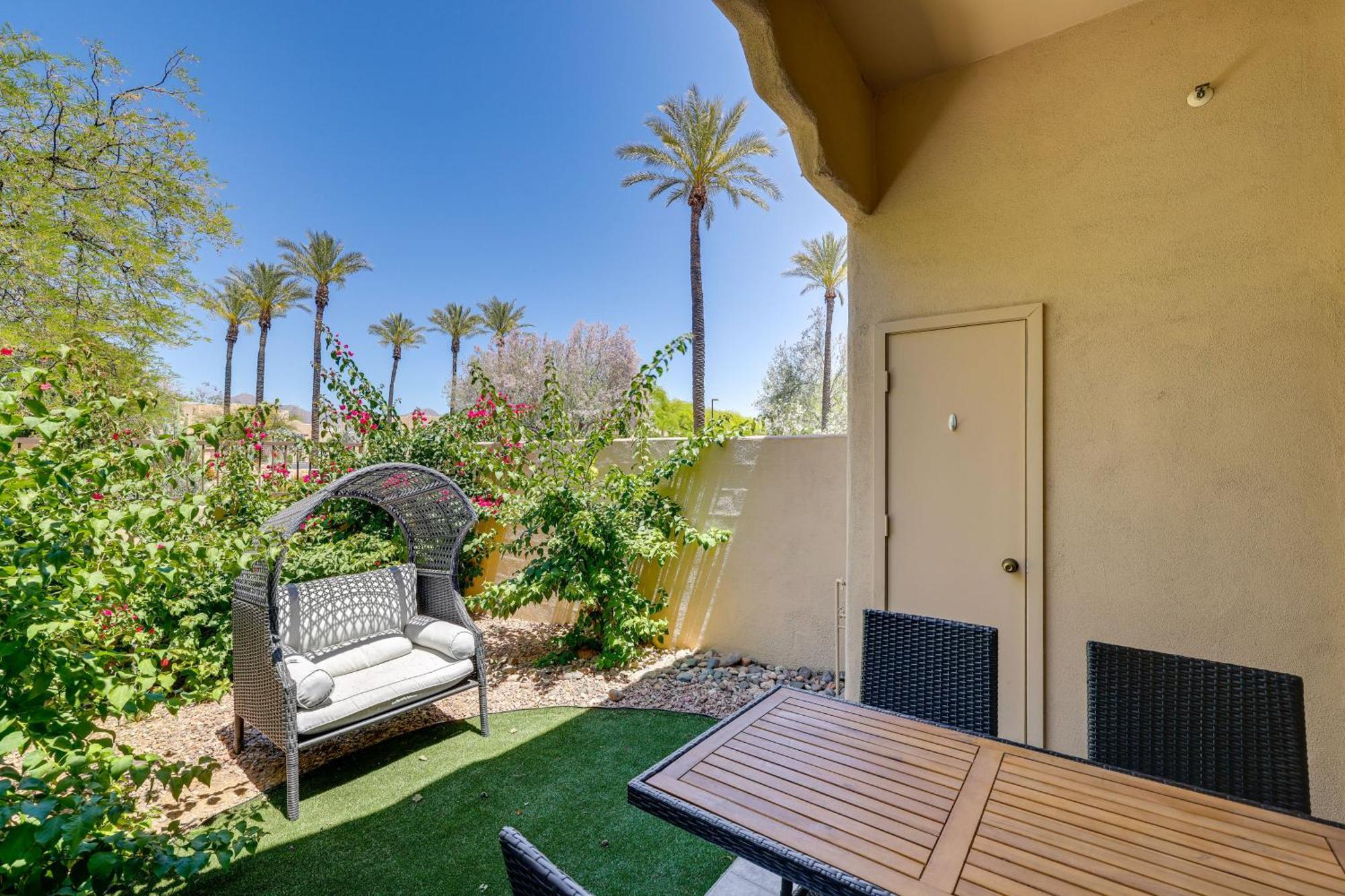 Chic Townhome With Patio And Pool Access! Holiday home Scottsdale