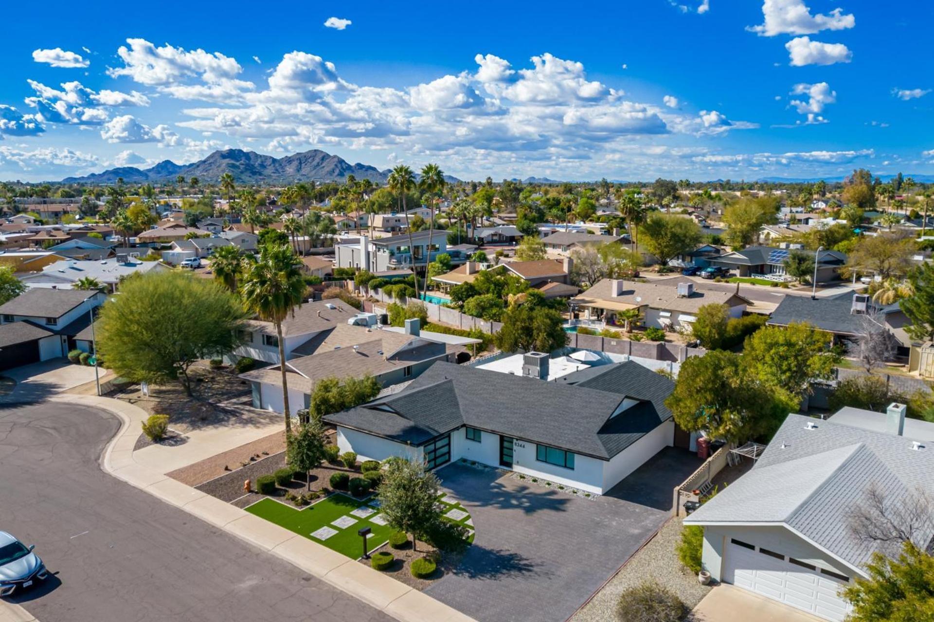 New Remodel In The Heart Of Holiday home Scottsdale