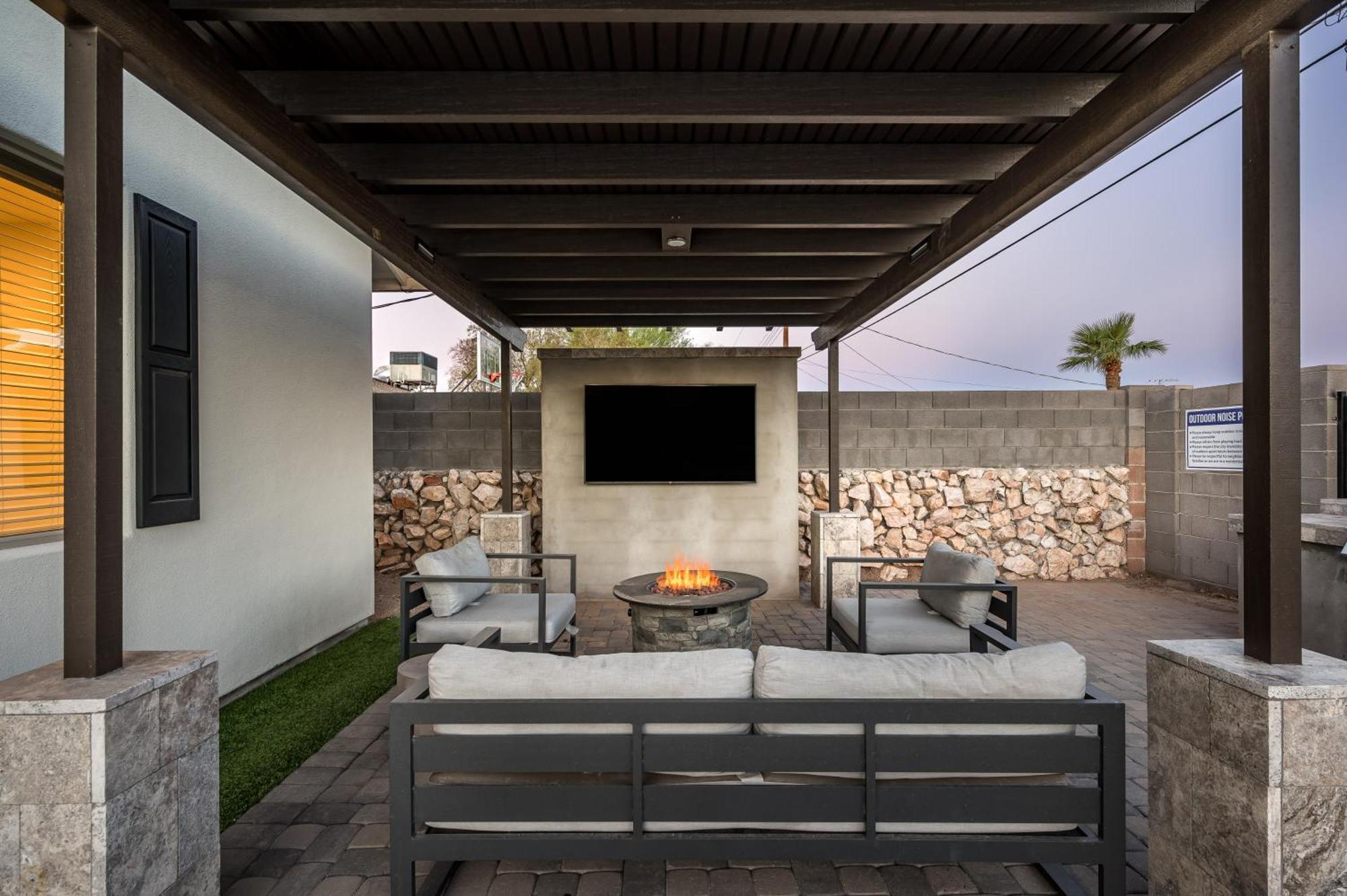 Endless Entertainment And 1.5 Miles From Old Town At Sunbaked Terrace * Scottsdale