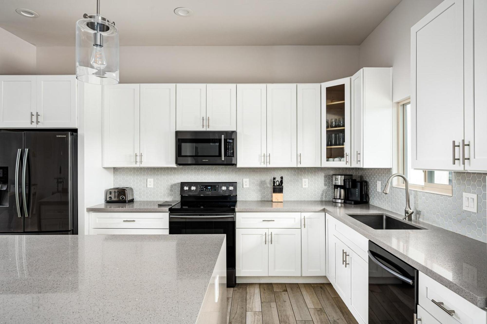 Holiday home Endless Entertainment And 1.5 Miles From Old Town At Sunbaked Terrace *