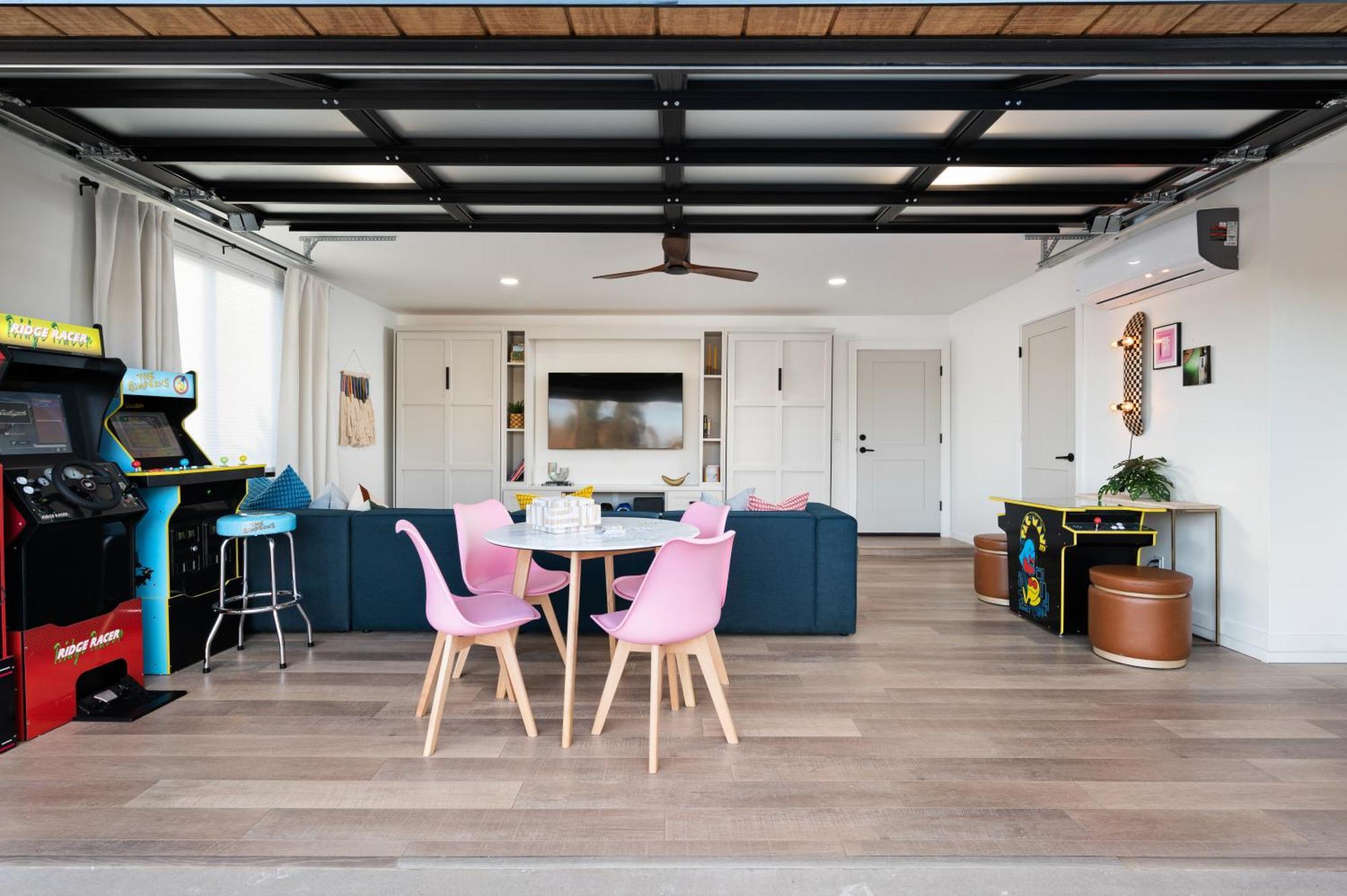 Beautifully Designed W Pool For Families And Groups Holiday home Scottsdale