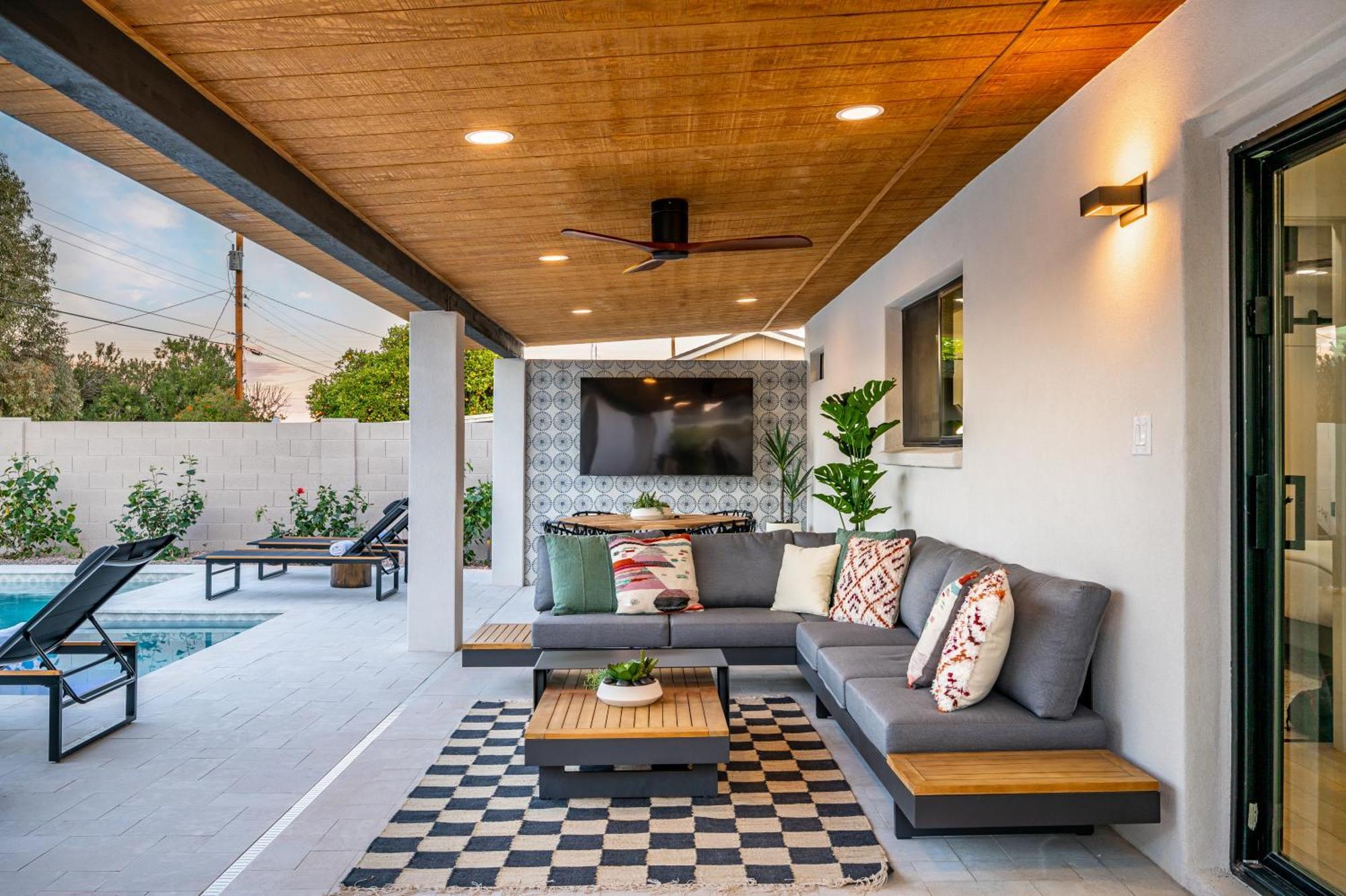 Holiday home Beautifully Designed W Pool For Families And Groups