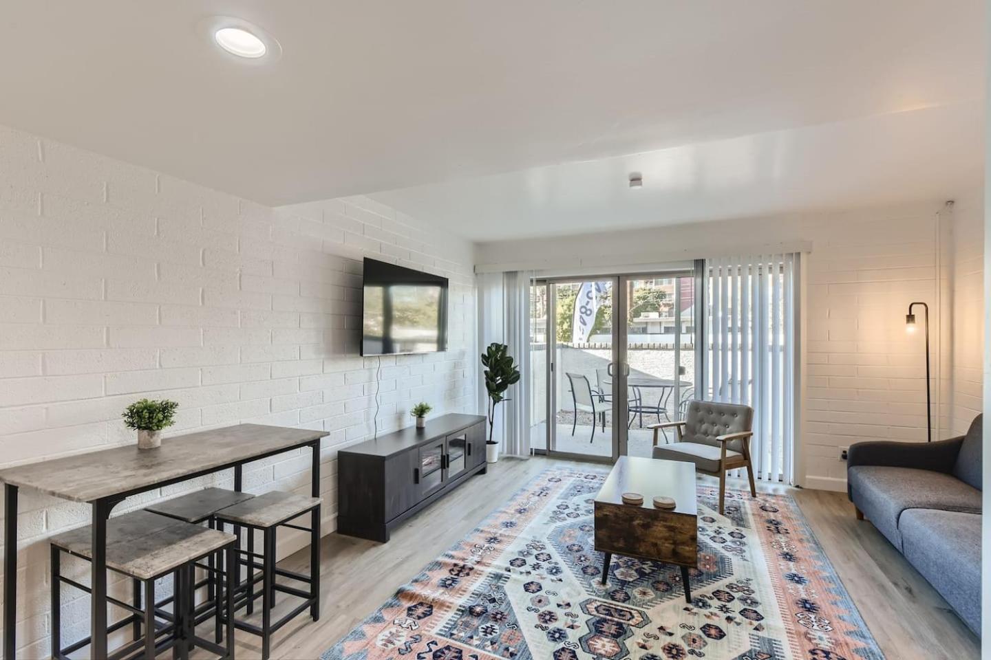 2bd-close To Airportitvwifopenkitchen-pool Scottsdale