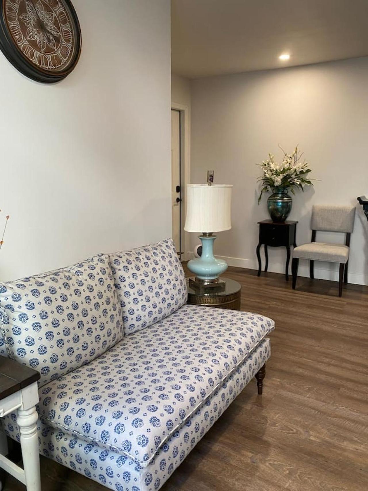 Trendy 1b 1ba Private - Walkable To Old Town Scottsdale