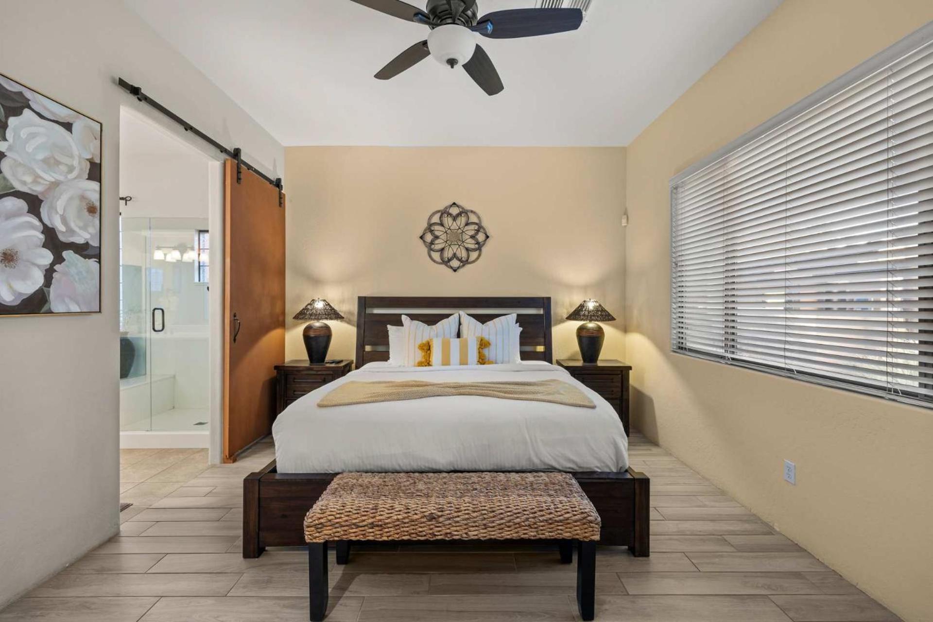 White Feather - Golf Bbq Patio Pool & Access Holiday home Scottsdale