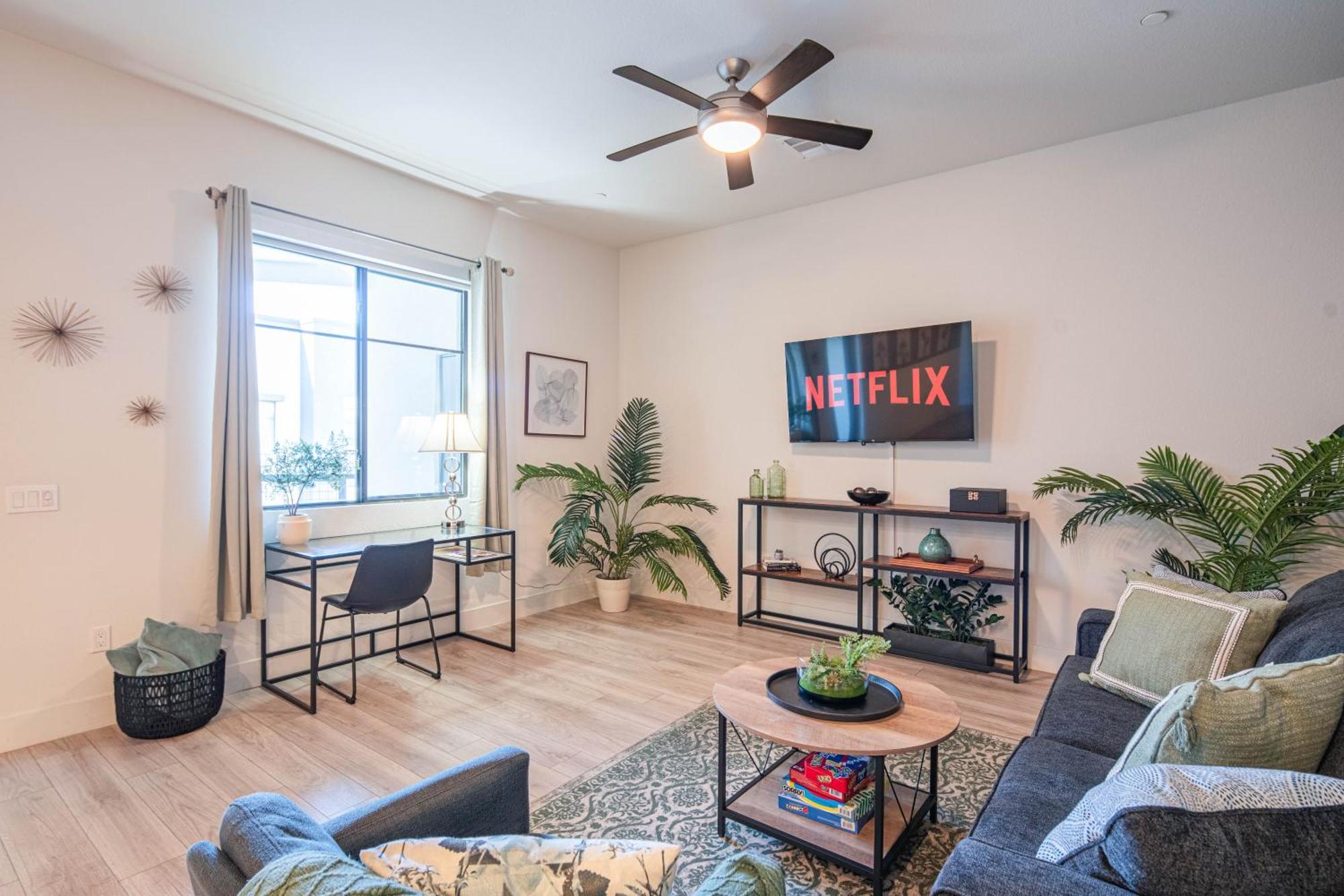Walk Score 81-shopping District-king Bed-parking - G4004 * Scottsdale