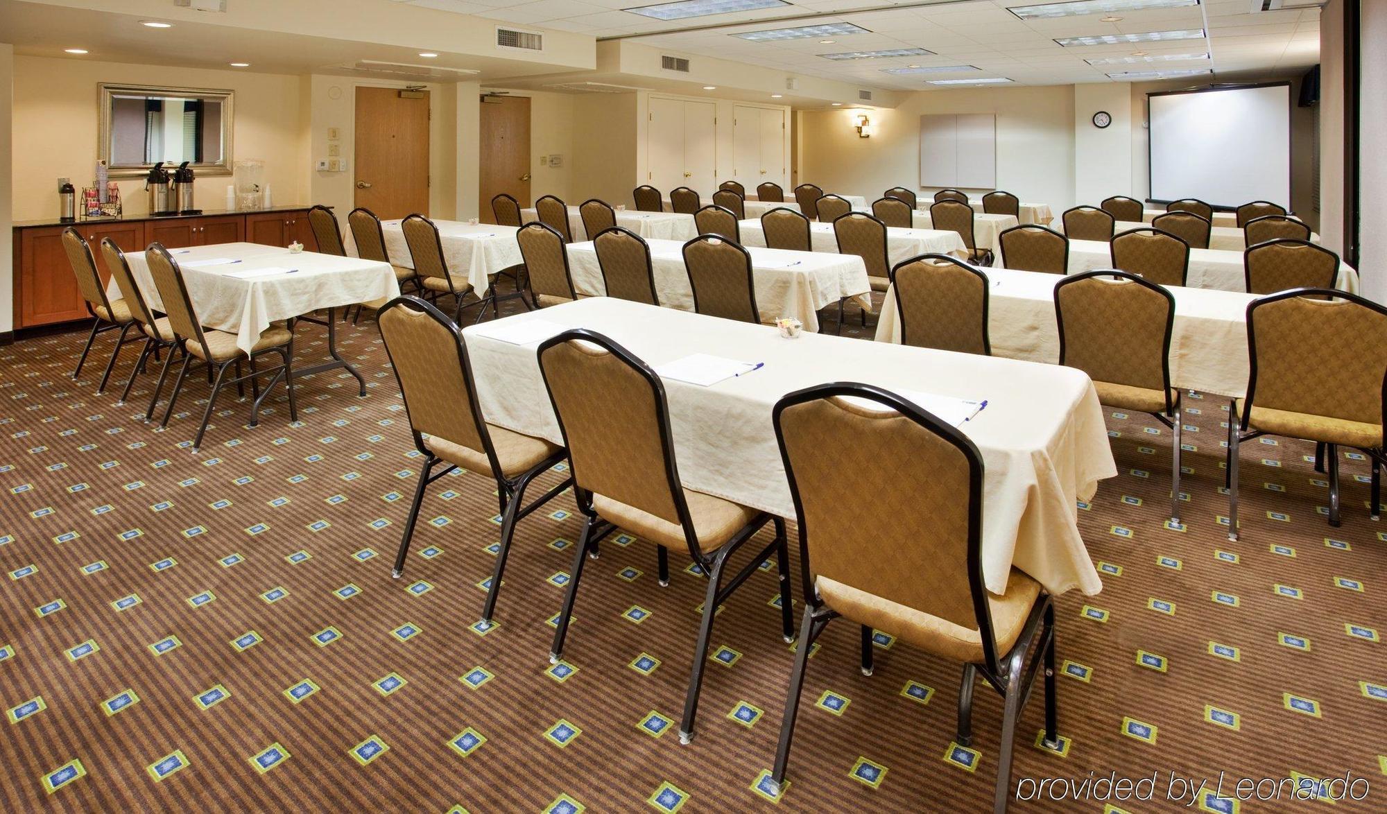 Express North By Ihg Hotel Scottsdale