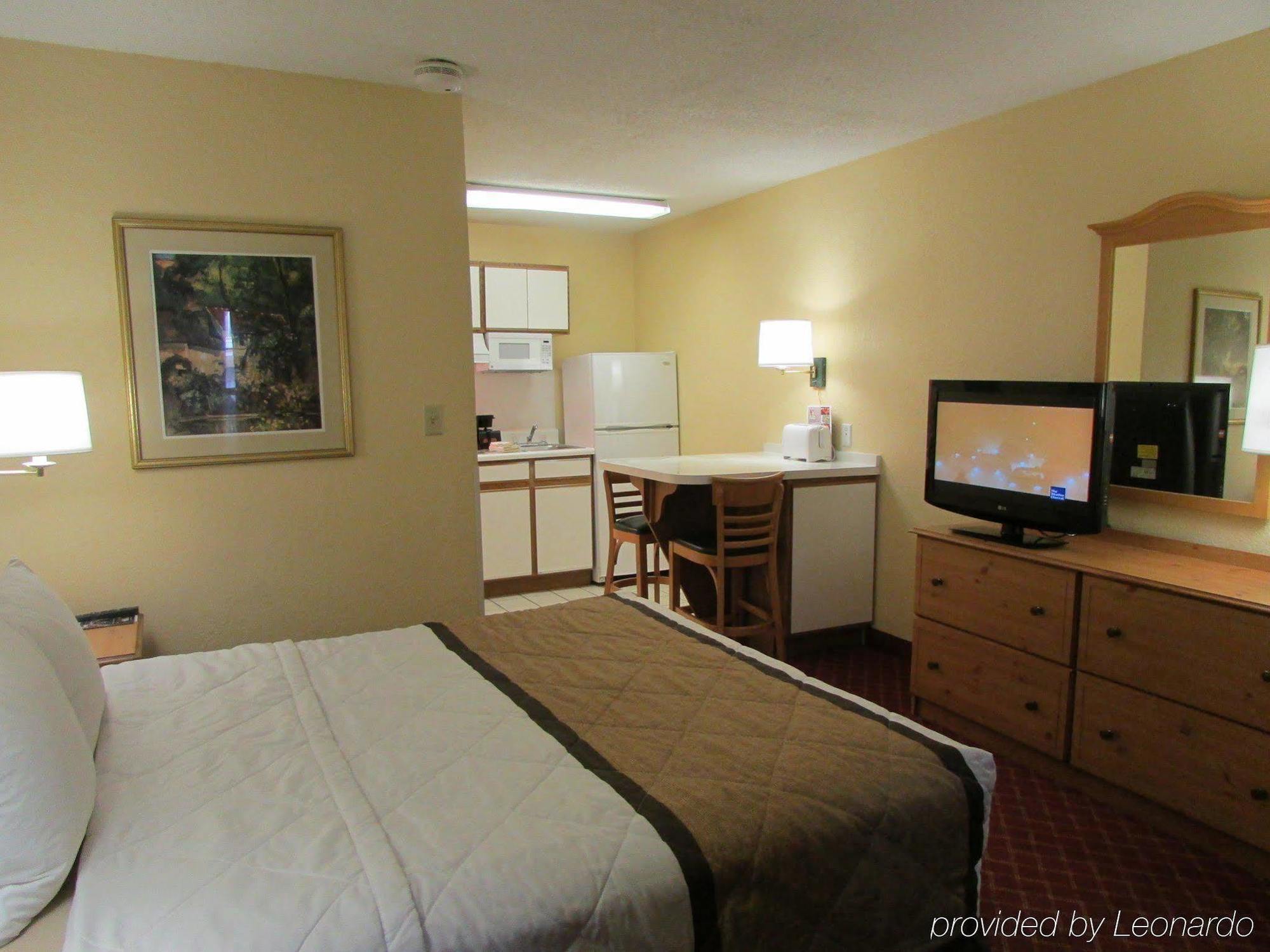 Extended America - Phoenix - - Old Town Hotel