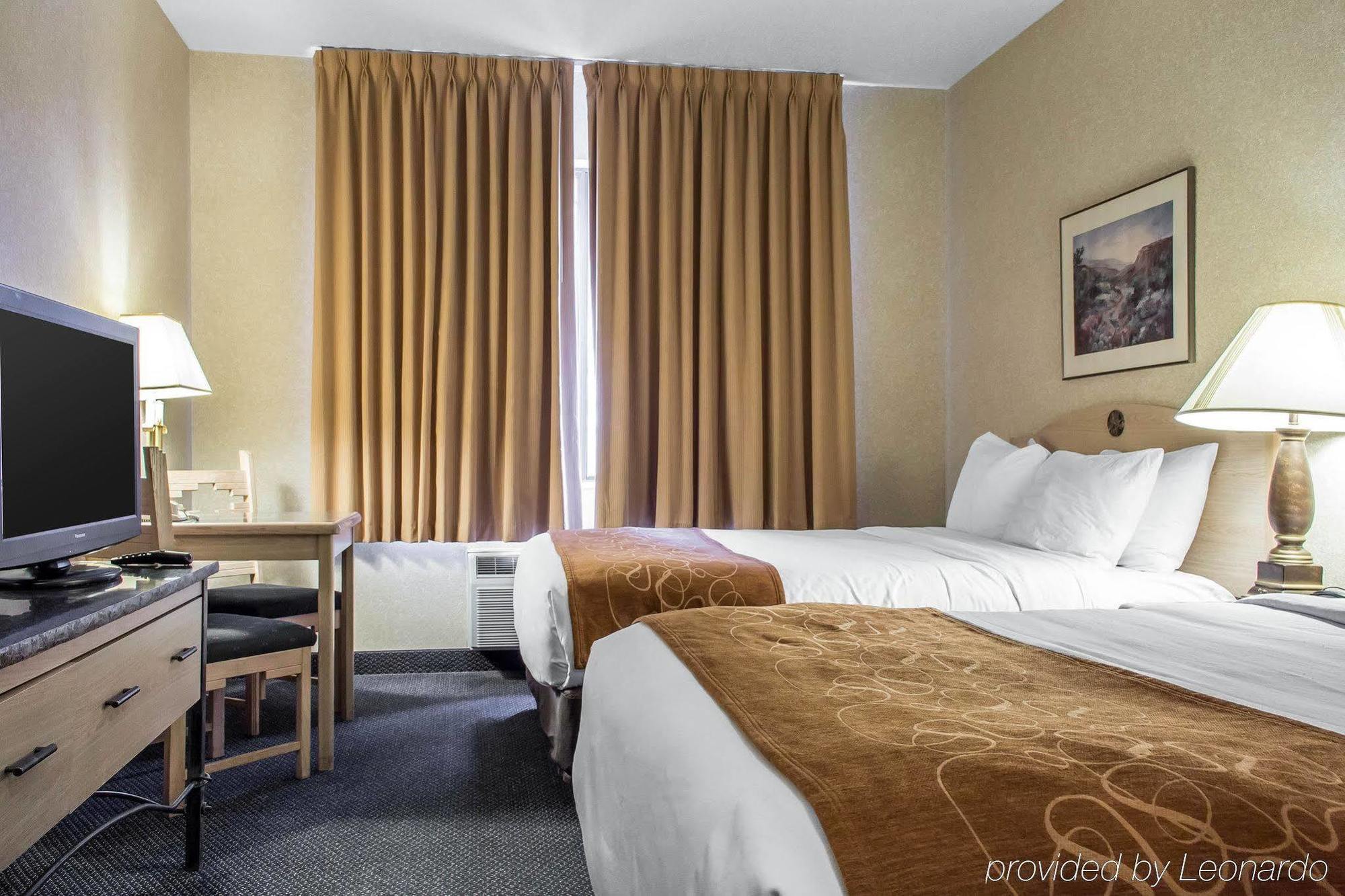 Hotel Fairfield By Marriott & Old Town 2*