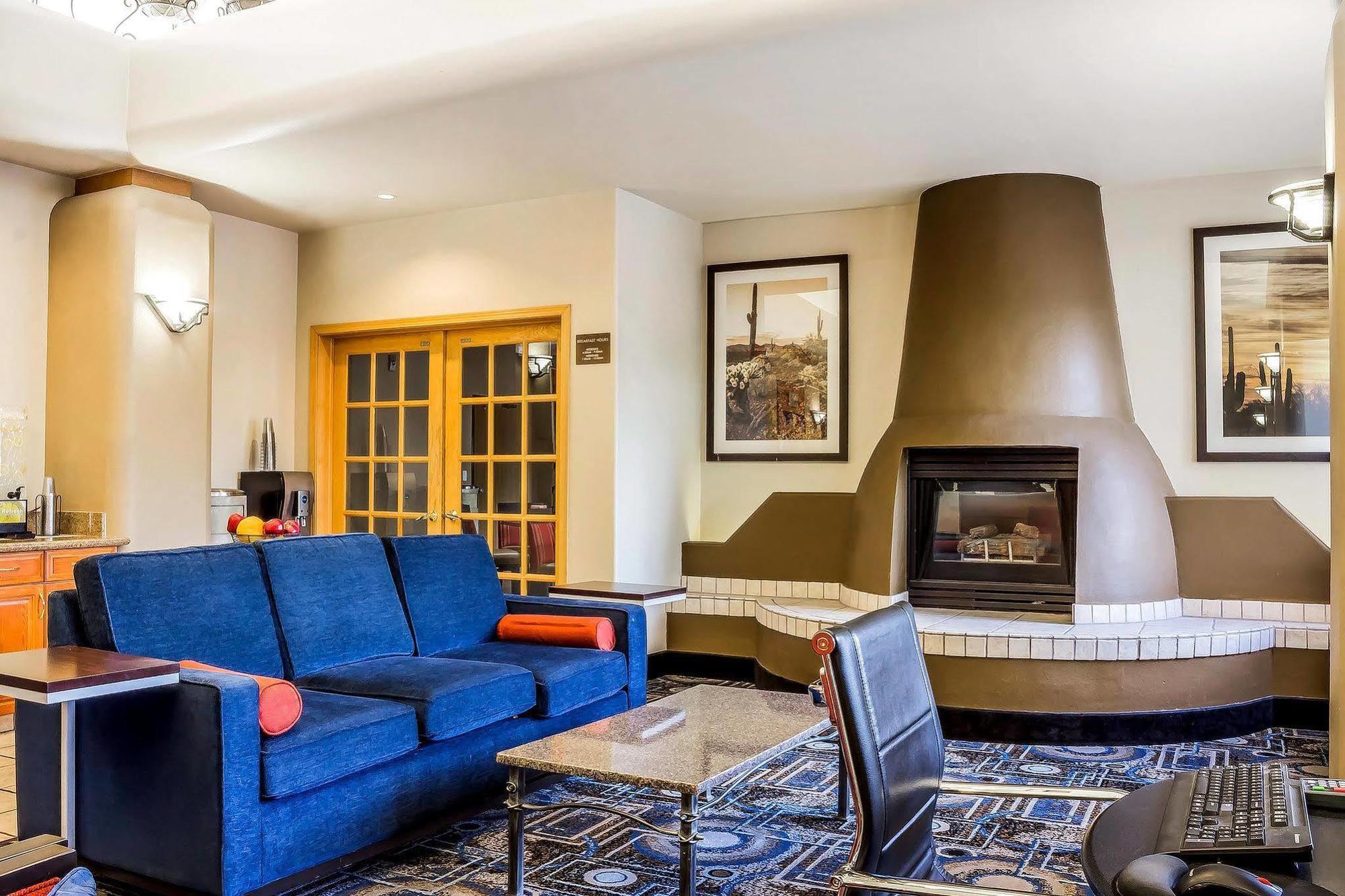 Hotel Fairfield By Marriott & Old Town