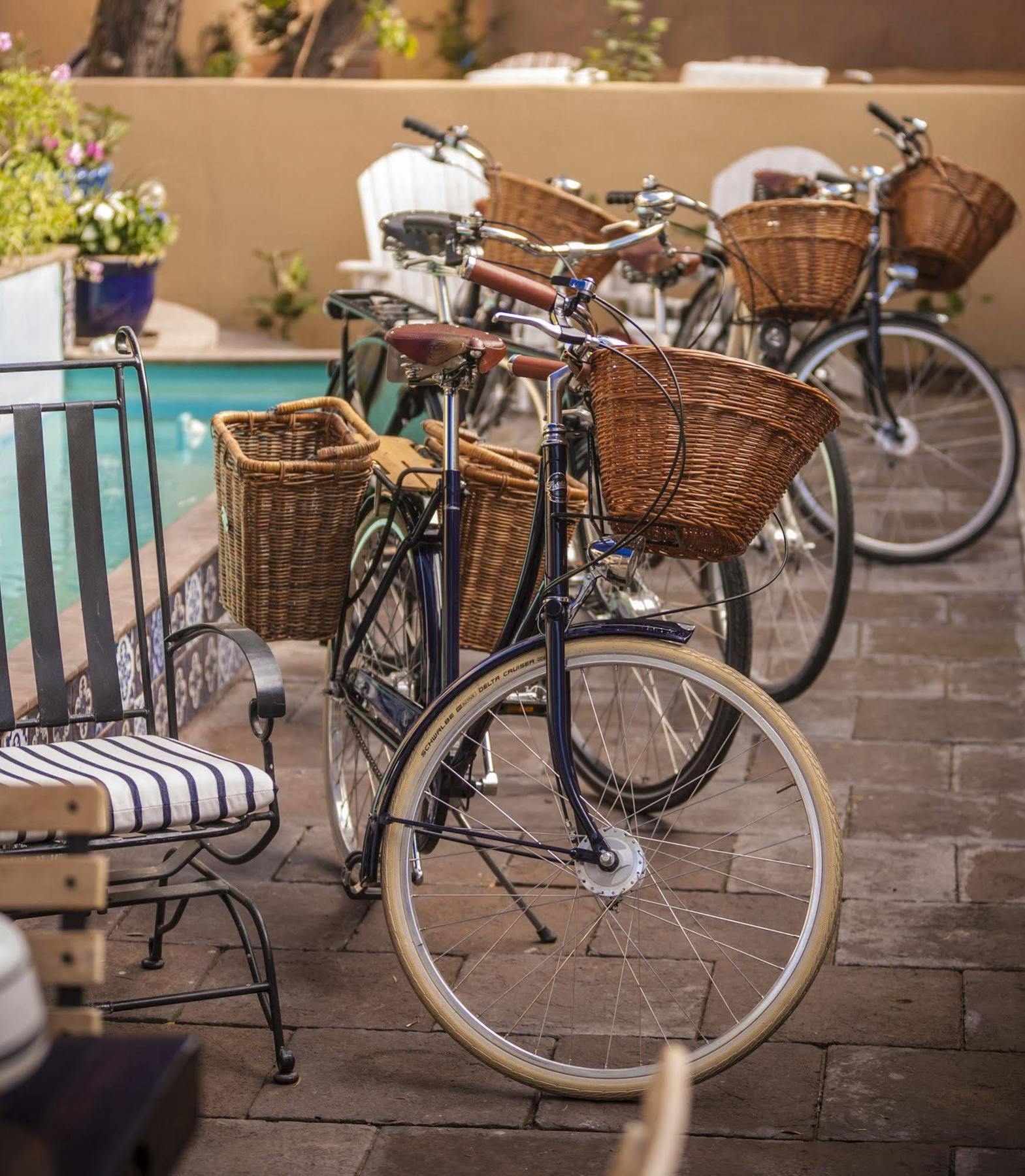 Bespoke Inn 4*