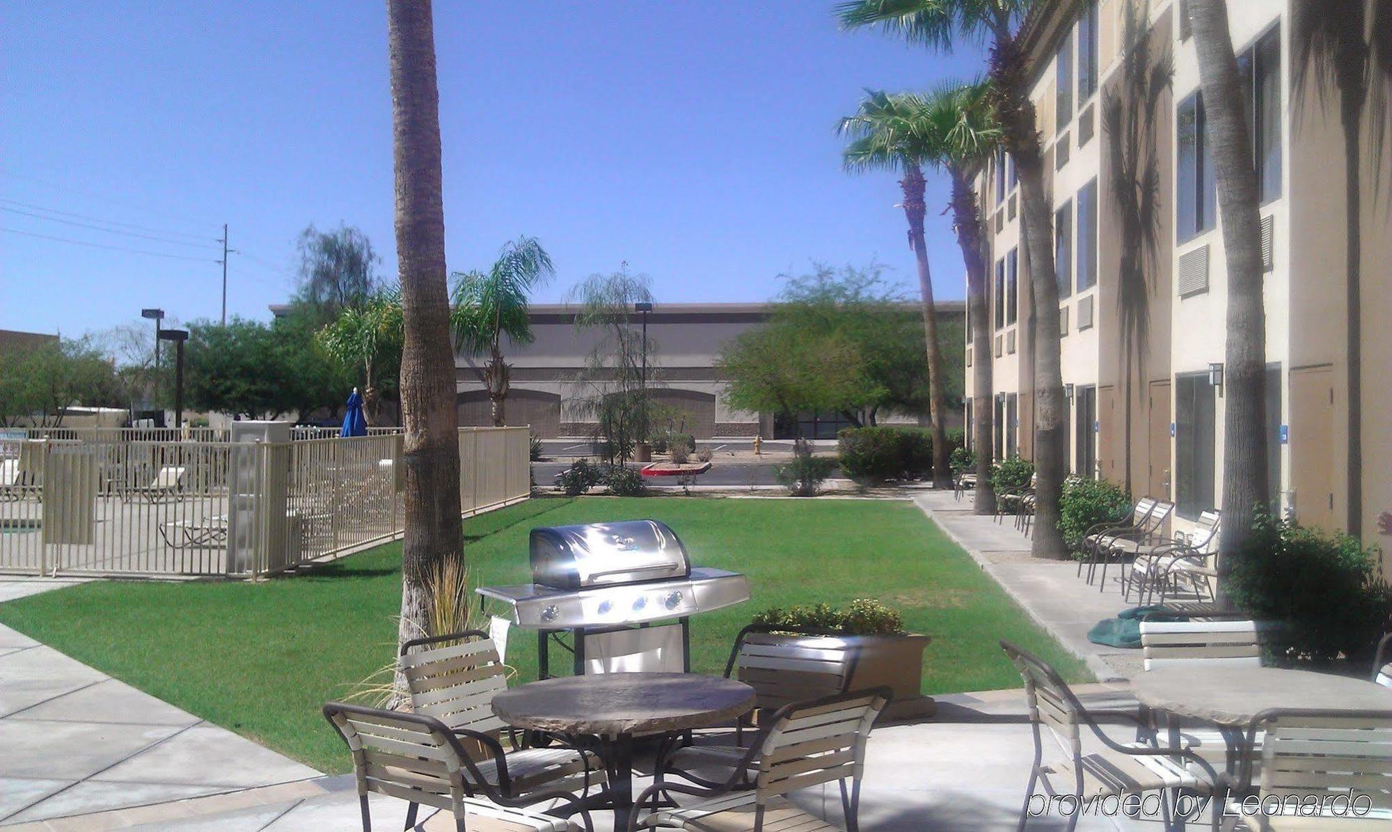 Express North By Ihg Hotel 3*