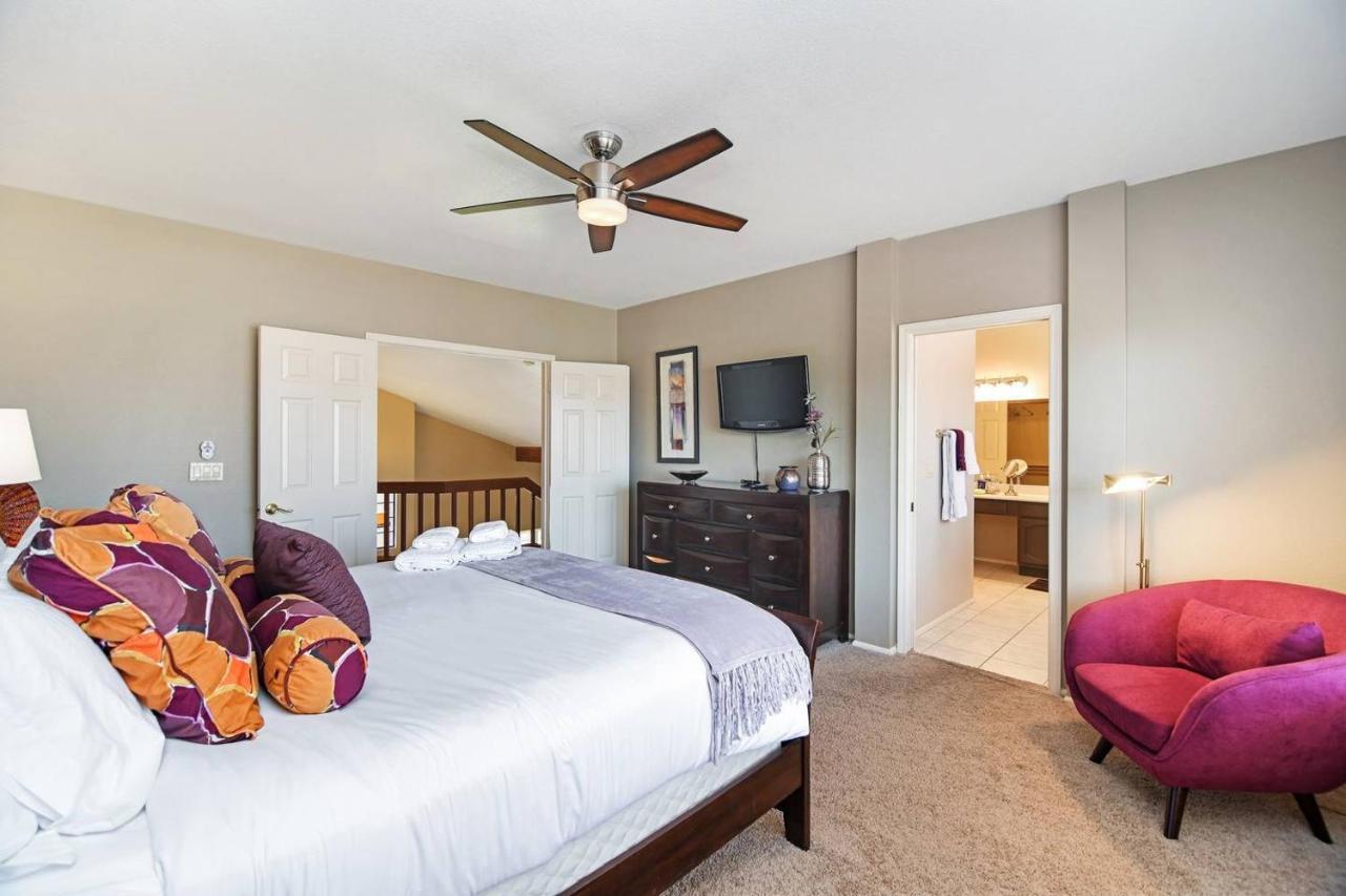 Luxury Vacation With Pool Sleeps 14 * Scottsdale