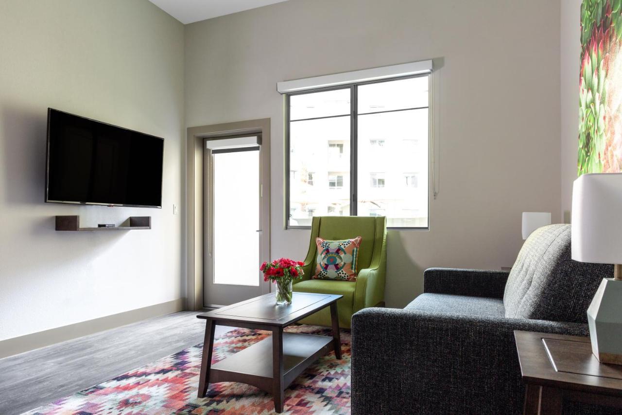 Apartment Alfred At The District