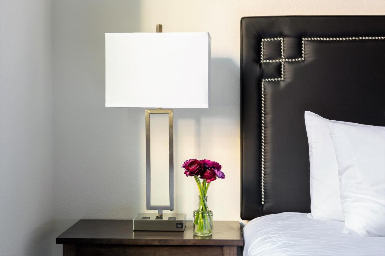 Apartment Alfred At The District Scottsdale