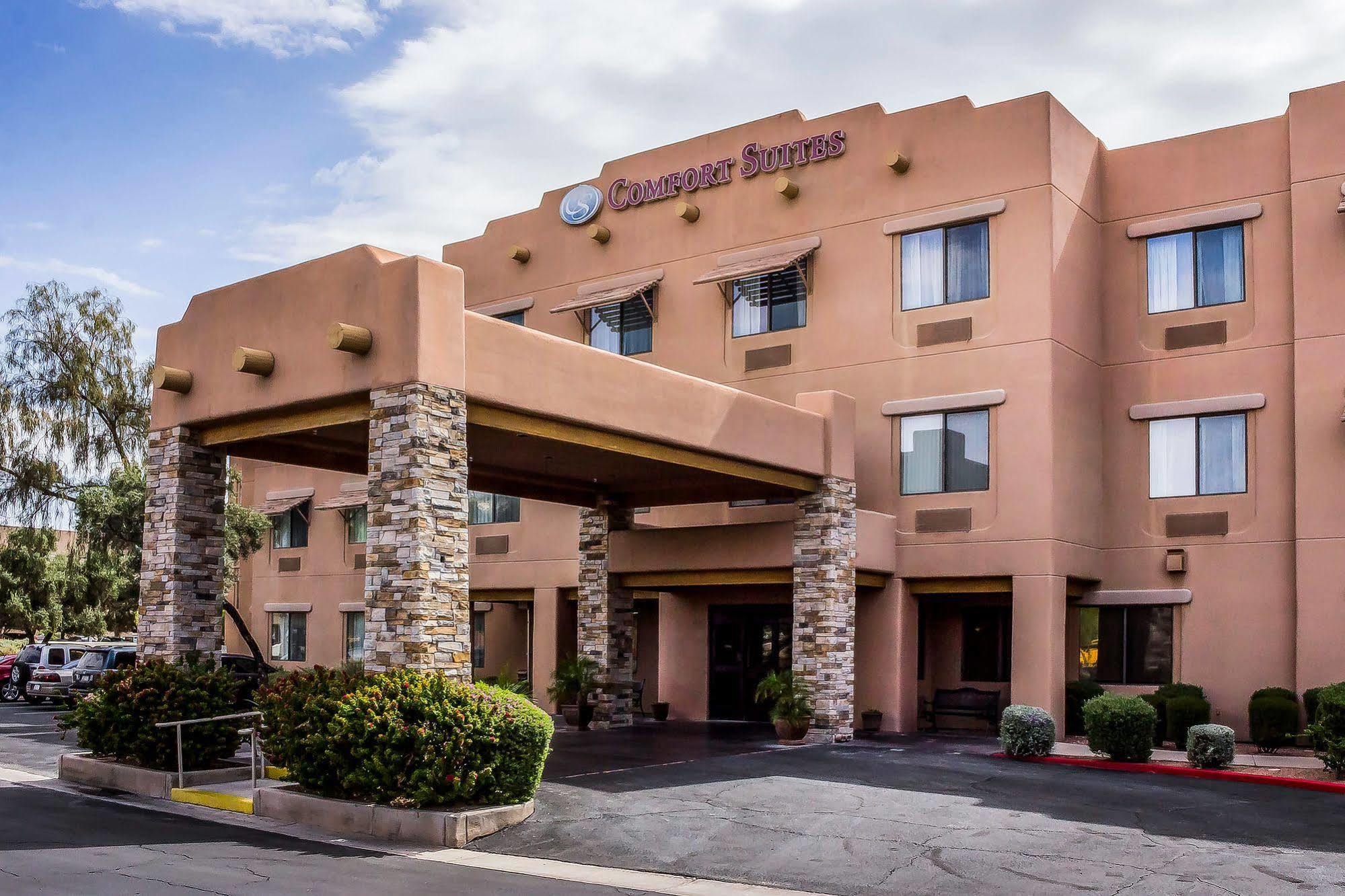 Fairfield By Marriott & Old Town 2*