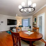 Villa Acacia Condo
