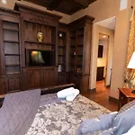 Camelback Mountain Mansion In Paradise Valley, Az