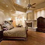 Camelback Mountain Mansion In Paradise Valley, Az