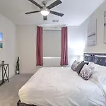 Walk Score 81-Shopping District-King Bed-Parking G3061