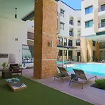 Exquisite Home-Walk Score 81-Shopping District-King Bed-Parking -G3021