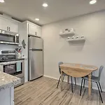 Scottsdale Apartment With Patio About 1 Mi To Old Town!