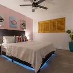 Love Oasis By Scottsdale Beach Club - New