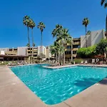Walk To Old Town Scottsdale