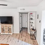 Stunning 2 Bedroom In Central Scottsdale