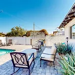 Lone Palm Terrace