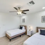 Scottsdale Rental With Game Room About 3 Mi To Old Town!