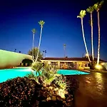 Scottsdale Paradise Escape-Close To Old Town, Next To Pool & Hot Tub
