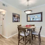 2Bd/1Ba North Scottsdale Condo