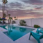 Lux Family Retreat-Free Htd Pool-3 En-Suites