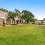 Clubgate Villa & Kierland Escape