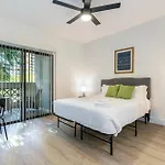 2Br Cozysuites At Kierland Commons With Pool #11