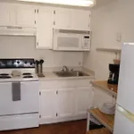 104 Fully Furnished 1Br Suite-Outdoor Pool