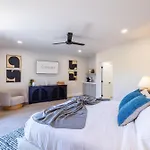 Hozho Luxe Retreat