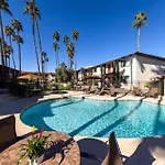 215 Fully Furnished 1Br Suite-Outdoor Pool