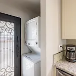 Complimentary Heated Pool Close To Oldtown3Br