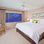 Central Area, Heated Pool, Hot Tub, Bbq, More